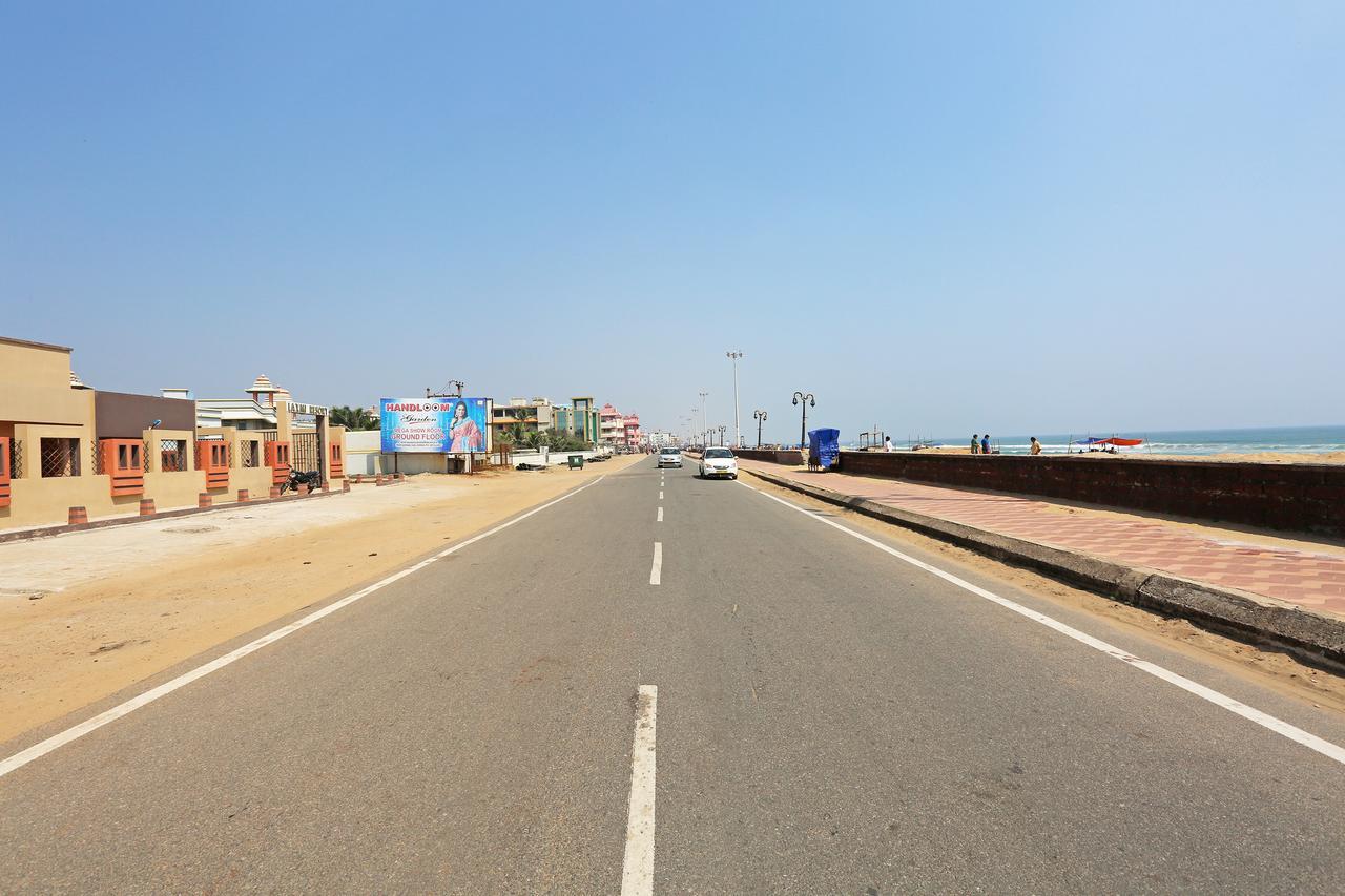 Hotel On Call Puri Laxmi Beach Resort Exterior photo